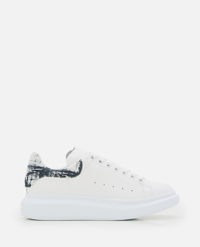 Alexander Mcqueen Larry Oversize Sneakers In White