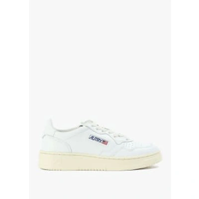 Autry Womens White Medalist Low-top Leather Trainers