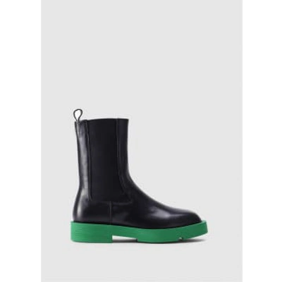 Alias Mae Am Nori Contrast Heel Tall Chelsea Boot In Black