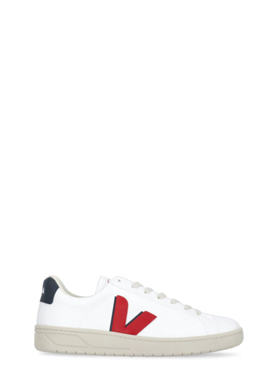 Veja Urca Cwl Sneaker In White