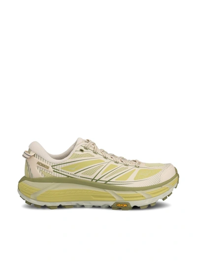 Hoka Trainers In Eggnog / Celery Root