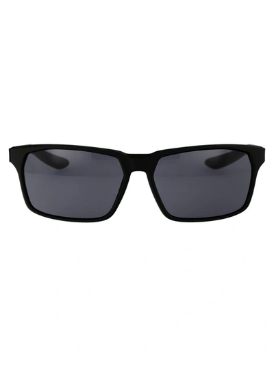 Nike Sunglasses In 010 Black/white Noir/blanc