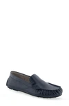 Aerosoles Coby Moc Toe Loafer In Navy Leather