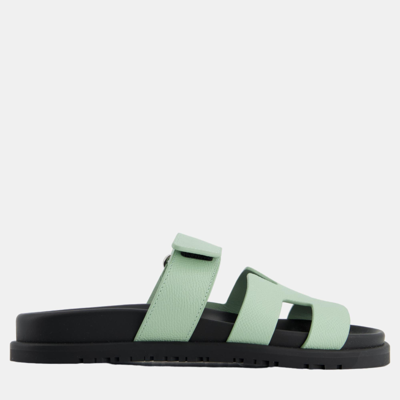Pre-owned Hermes Vert Jade Epsom Leather Chypre Sandals Size Eu 35.5 In Green