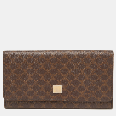Pre-owned Celine Brown Macadam Coated Canvas And Leather Continental Wallet
