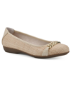 Cliffs By White Mountain White Mountain Charmed Flat In Beige Raffia