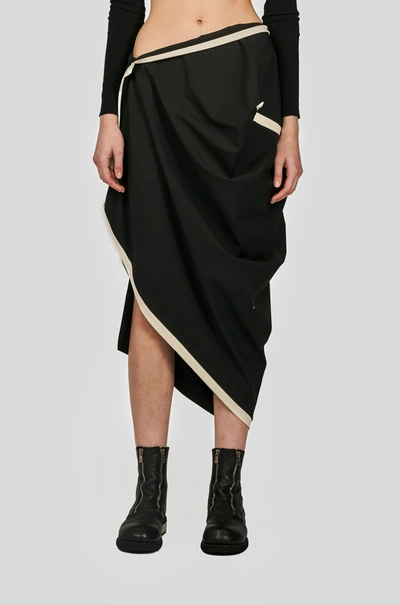 Issey Miyake Assembled Skirt In 15-black