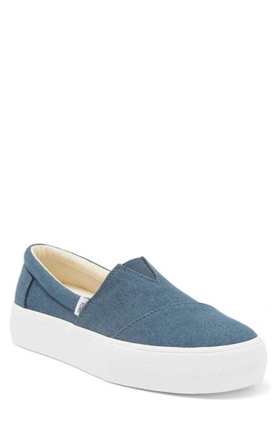 Toms Fenix Platform Slip-on Sneaker In Indigo