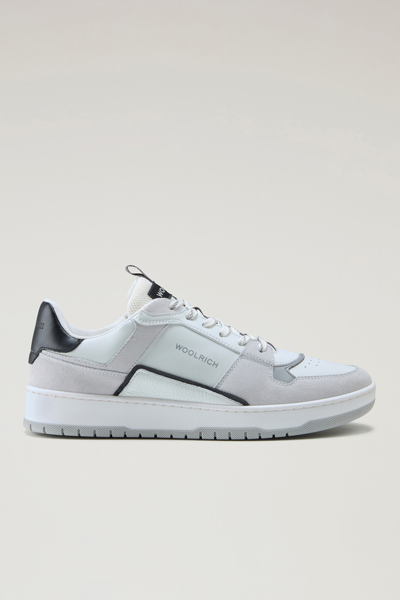 Woolrich Men White Coral Size 9 In White