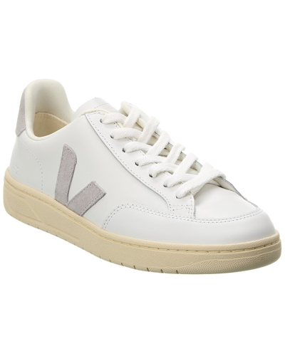 Veja V-12 Trainer In White