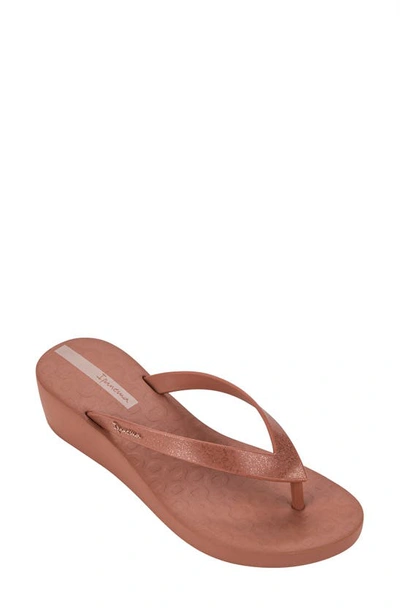 Ipanema Selfie Wedge Flatform Sandals In Dark Pink