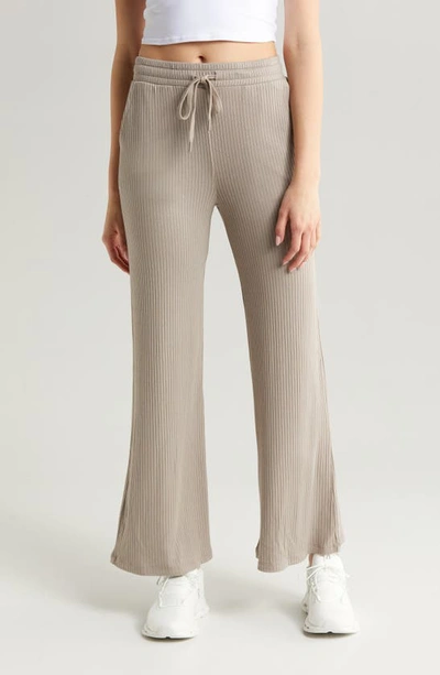 Beyond Yoga Well Traveled Wide-leg Trousers In Birch