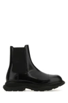 Alexander Mcqueen Man Black Leather Chelsea Float Ankle Boots In Black