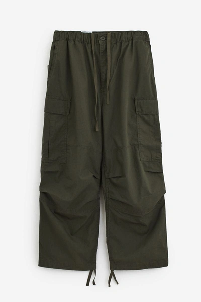 Carhartt Wip Pants In Green