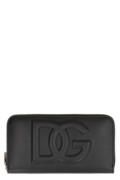 Dolce & Gabbana Dg Logo Leather Zip-around Wallet In Black
