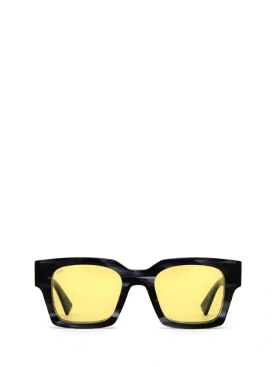 Akila Sunglasses In Onyx