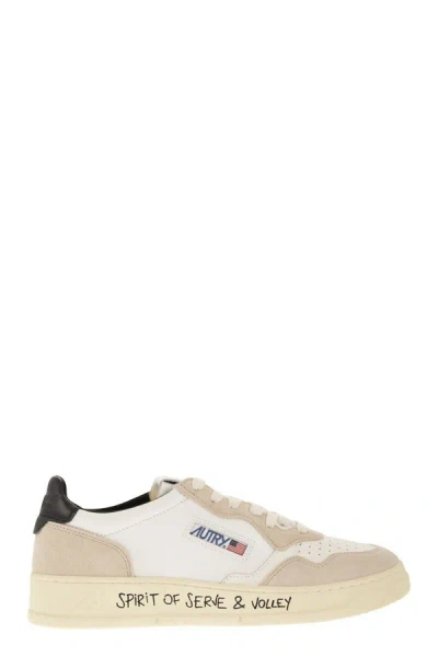 Autry Medalist Low Trainers In White And Black Suede And Leather