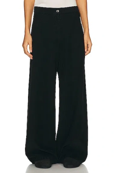The Row Chan Trouser In Black