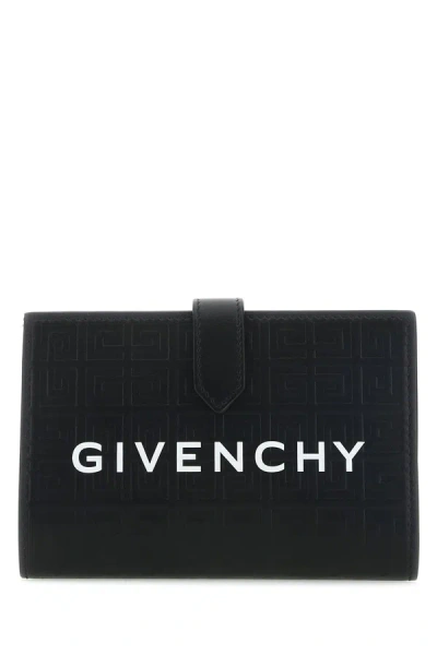Givenchy 4g Leather G-cut Wallet In Black
