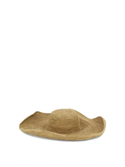 Ibeliv "izy" Hat