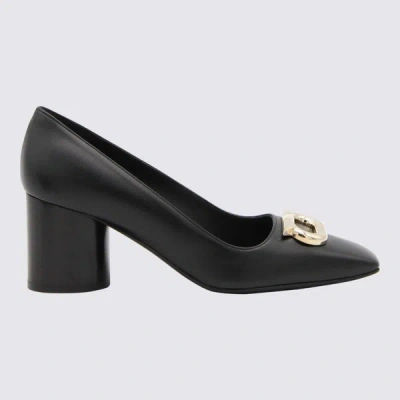 Ferragamo Pania Leather Medallion Pumps In Negro