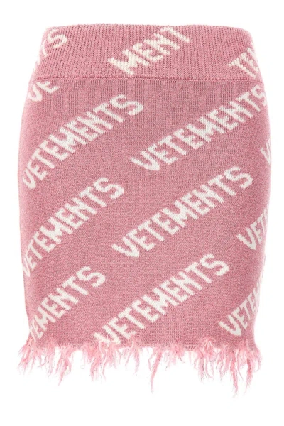 Vetements Monogram Frayed Mini Skirt In Pink