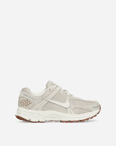 Nike Zoom Vomero 5 Rubber-trimmed Mesh And Brushed-suede Sneakers In Lt Orewood Brn/sail-mtlc Silver-gum Med Brown