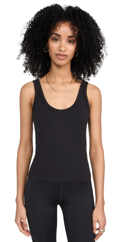 Alo Yoga All Day Racerback Tank Top In Black