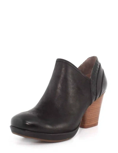 Dansko Ankle Boot With Side Elastics In Black Oiled Leather