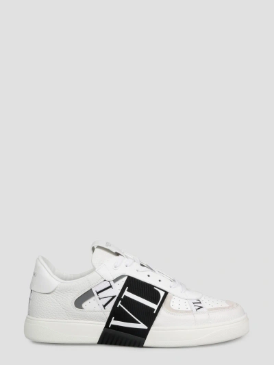 Valentino Garavani Low-top Calfskin Vl7n Sneaker