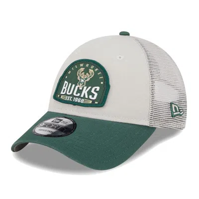 New Era Men's Khaki/hunter Green Milwaukee Bucks Throwback Patch Trucker 9forty Adjustable Hat In Khaki Hunt
