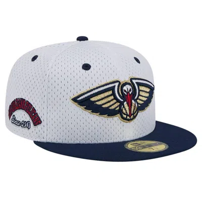 New Era Men's  White, Navy New Orleans Pelicans Throwback 2tone 59fifty Fitted Hat In White,navy