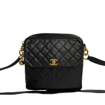 Pre-owned Chanel Camera Black Leather Shoulder Bag ()