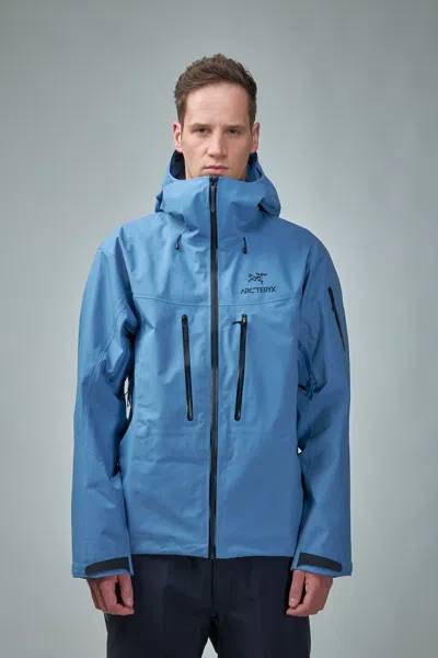 Arc'teryx Alpha Sv Jacket In Blue