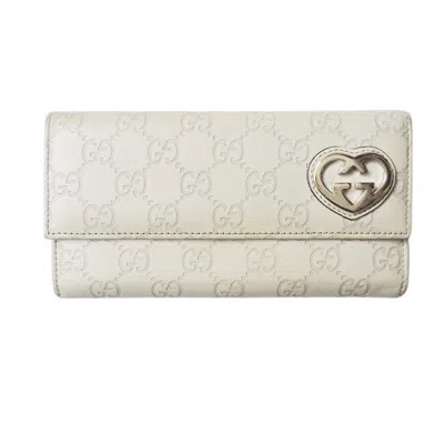 Gucci Lovely Beige Leather Wallet  ()