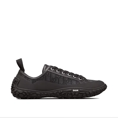 Dior Oblique Jacquard Low Top Sneakers In Black