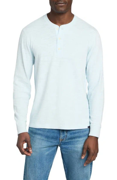 Faherty Sunwashed Organic Cotton Henley In Sky