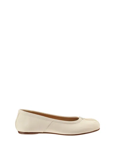 Maison Margiela Tabi Ballerina Shoes In White