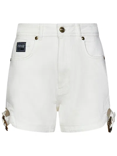 Versace Jeans Couture Shorts In Bianco