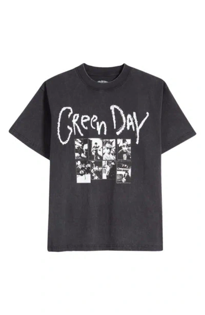 Trust The Universe Green Day Cotton Graphic T-shirt In Black