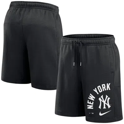 Nike Black New York Yankees Arched Kicker Shorts