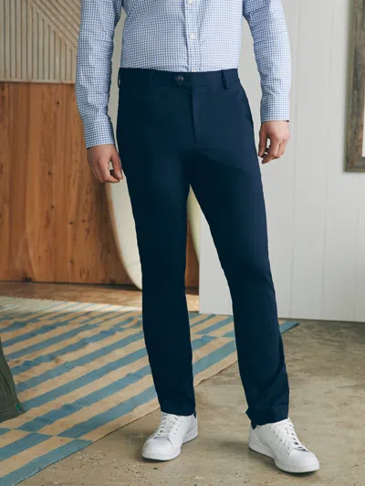 Faherty Movement&trade; Knit Pants (32" Inseam) In Lupine Navy