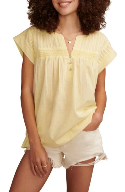 Lucky Brand Modern Smocked Cotton Popover Top In Pale Lime Yellow
