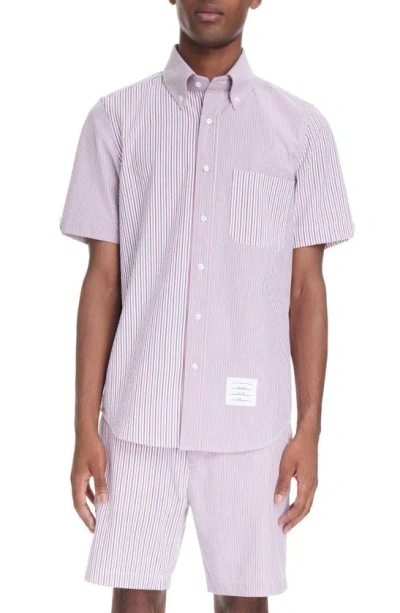 Thom Browne Straight Fit Stripe Short Sleeve Cotton Seersucker Button-down Shirt In Rwbwht