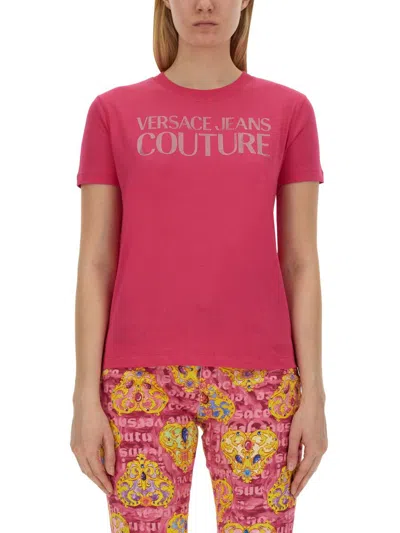 Versace Jeans Couture T-shirt With Logo In Fuchsia