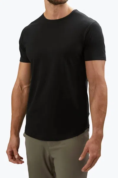 Cuts Ao Curve Hem Tee In Black