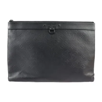 Pre-owned Louis Vuitton Discovery Black Leather Clutch Bag ()