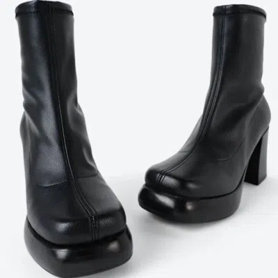 Intentionally Blank Casa Vegan Boot In Black