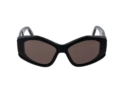 Balenciaga Sunglasses In Black Black Grey