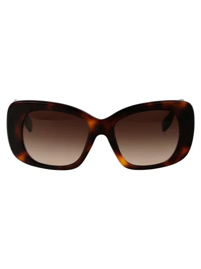 Burberry Sunglasses In 331613 Light Havana